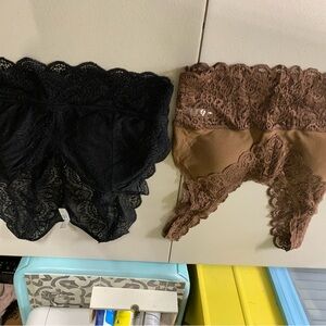 Zenana Outfitters Lace bra - Black and Brown and yellow